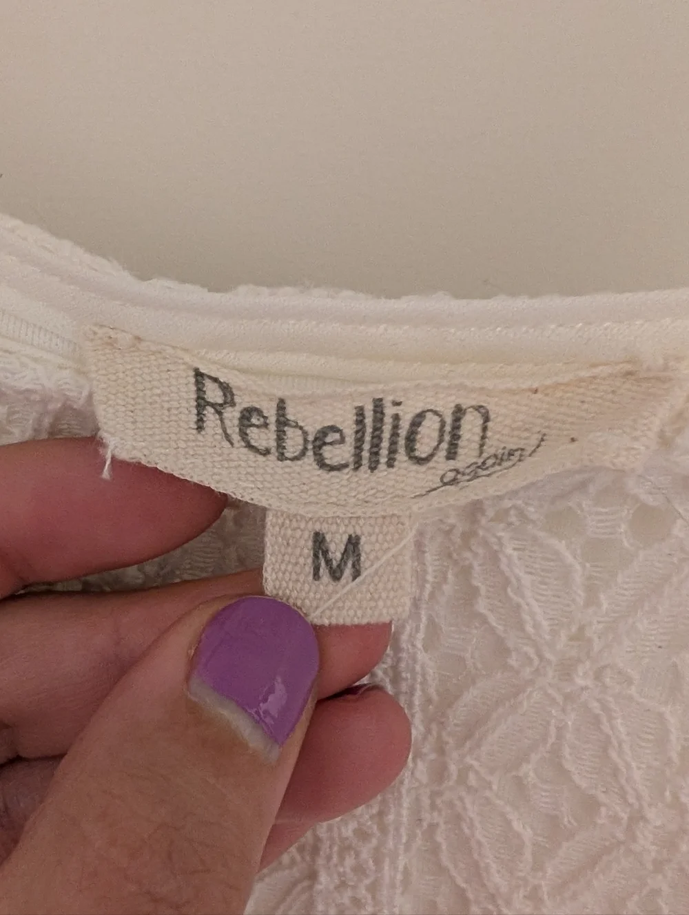 Rebellion Lace Dress - Picture 3 of 4